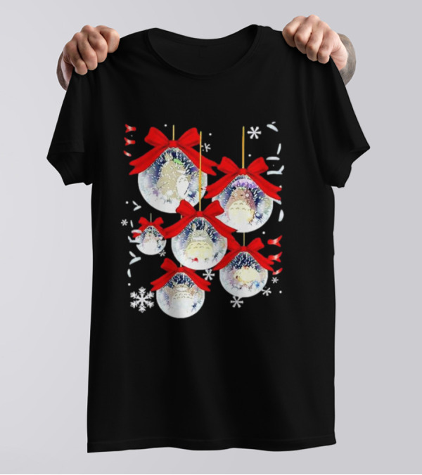 Totoro Chibi Christmas Ornaments With Snowflakes And Red Bows T-Shirt