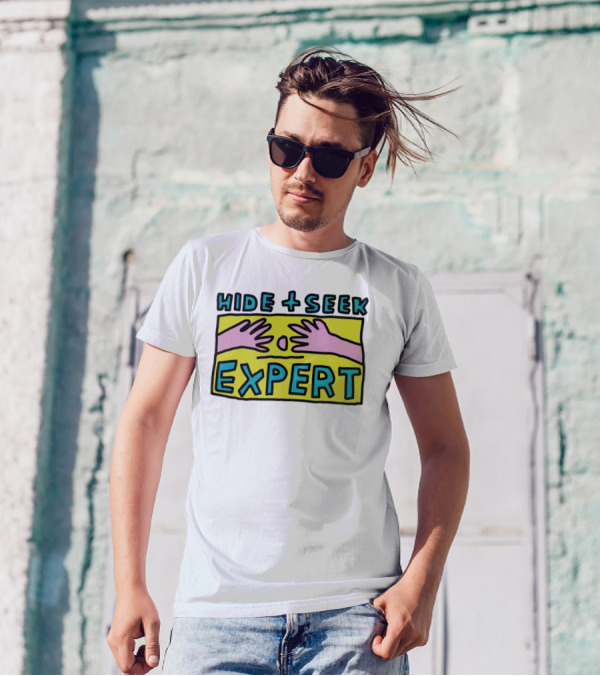 HIDE + SEEK EXPERT HAND T-Shirt