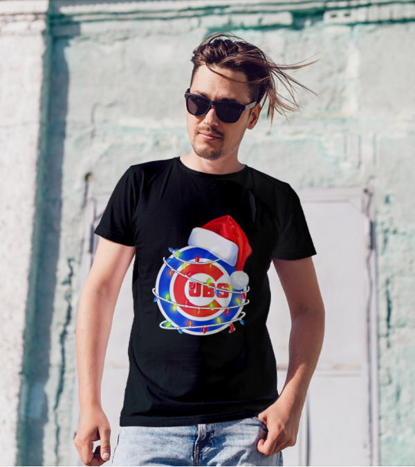 Chicago Cubs Festive Christmas Lights With Santa Hat T-Shirt