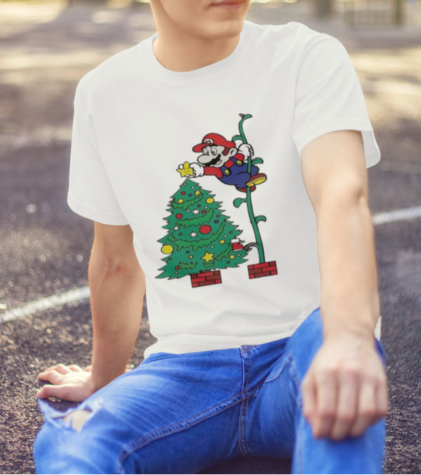 Super Mario Decorating Christmas Tree With Power-Up Star And Brick Blocks T-Shirt