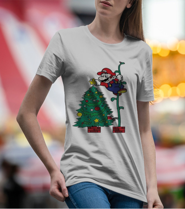 Super Mario Decorating Christmas Tree With Power-Up Star And Brick Blocks T-Shirt