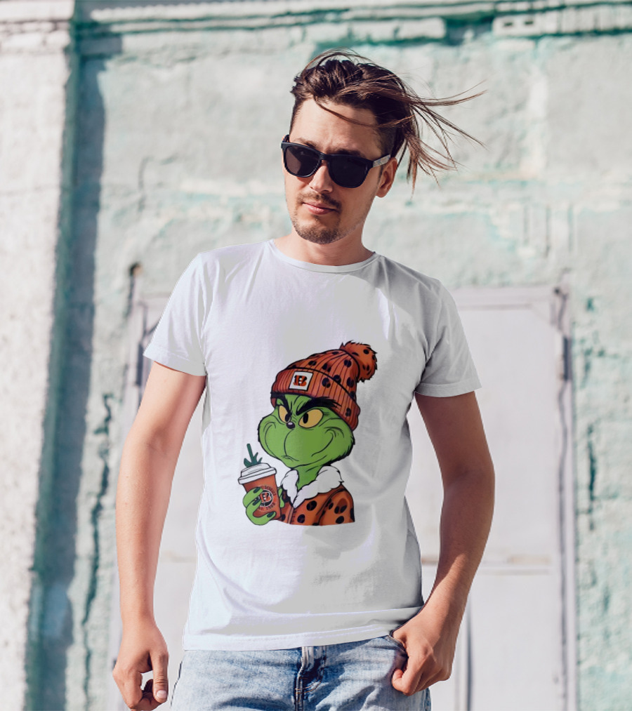 Grinch Boujee Cincinnati Bengals Football Fan Holiday T-Shirt