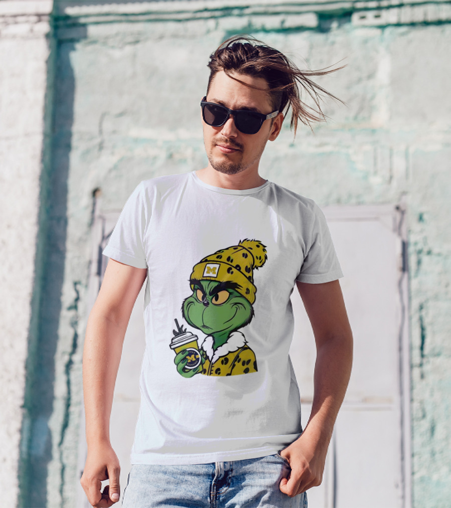 Grinch Boujee Michigan Wolverines M Logo Winter Outfit Coffee Cup T-Shirt
