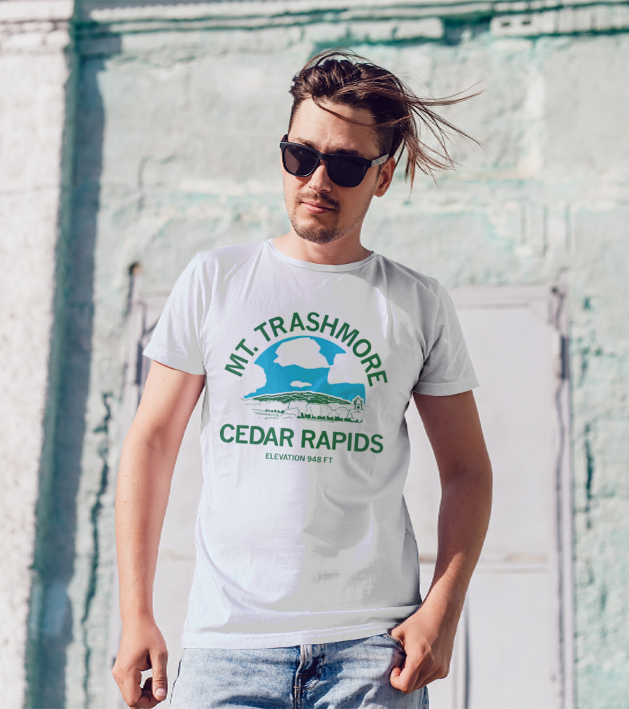 MT Trashmore Cedar Rapids Elevation 948 FT Scenic T-Shirt