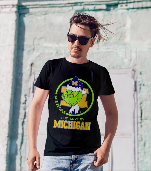 I HATE PEOPLE BUT I LOVE MY MICHIGAN GRINCH M SANTA HAT T-Shirt