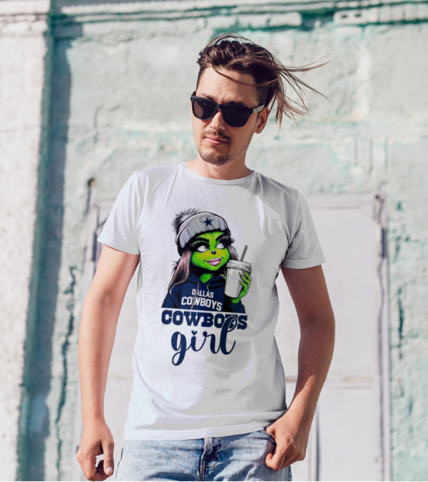 Grinch Dallas Cowboys Girl Drinking Coffee T-Shirt
