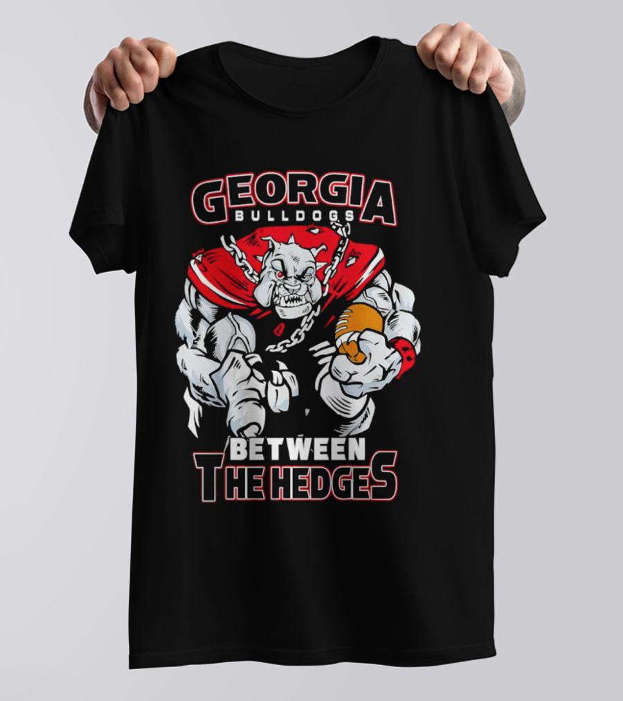 Georgia Bulldogs Between The Hedges Bulldogs Mascot Football T-Shirt