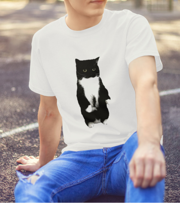 Cat Unico Uniuni Black And White Standing Cat T-Shirt