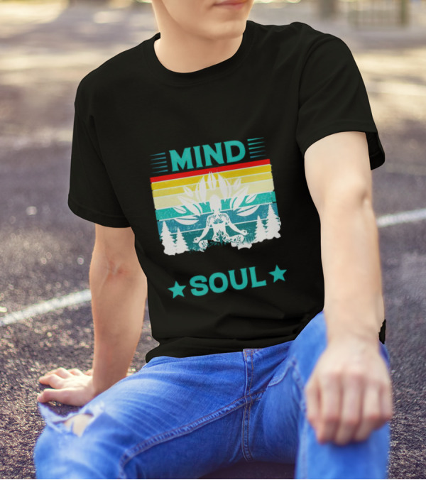 LOSE YOUR MIND FIND YOUR SOUL Yoga Meditation Retro Vintage Rainbow Pine Trees T-Shirt