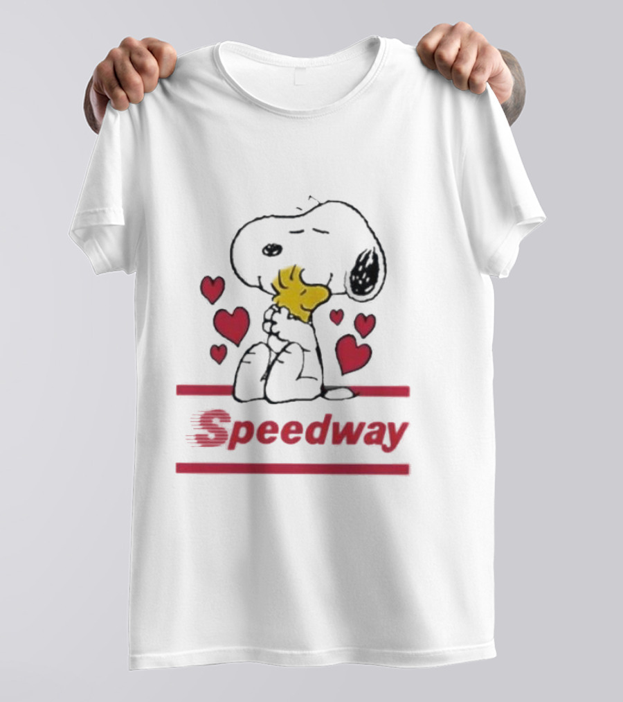 Snoopy Holding Woodstock Surrounded By Hearts Speedway T-Shirt