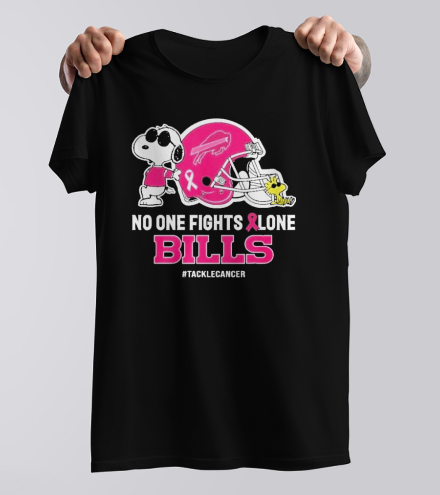 Snoopy And Woodstock No One Fights Alone Buffalo Bills #TackleCancer T-Shirt