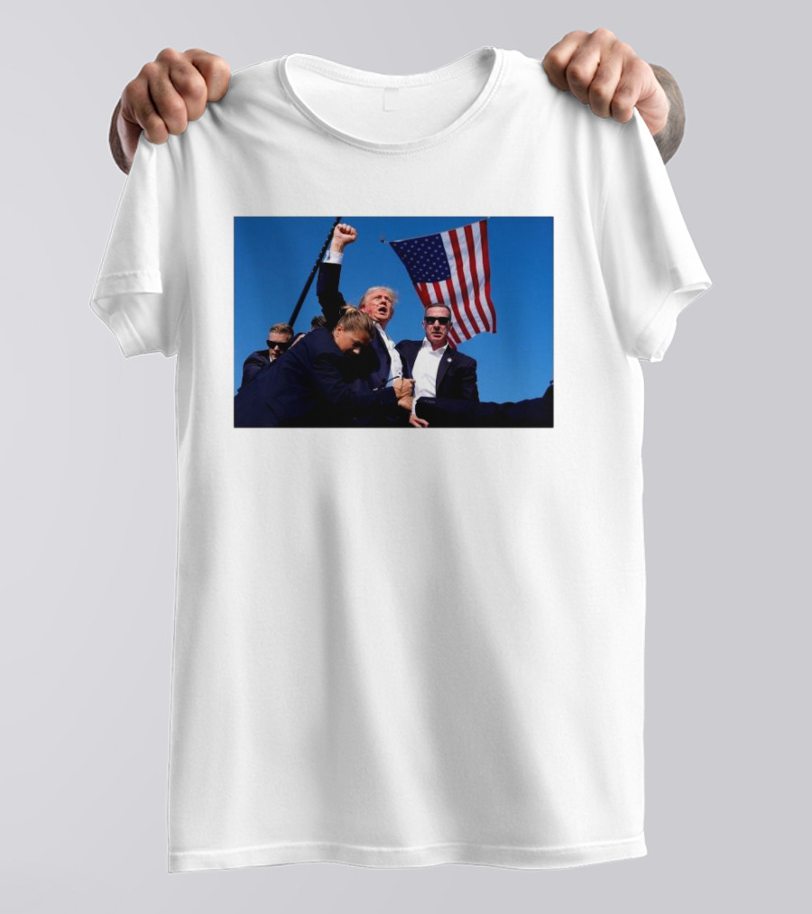 If You Come At The King You Best Not Miss Trump Flag Fight Scene T-Shirt