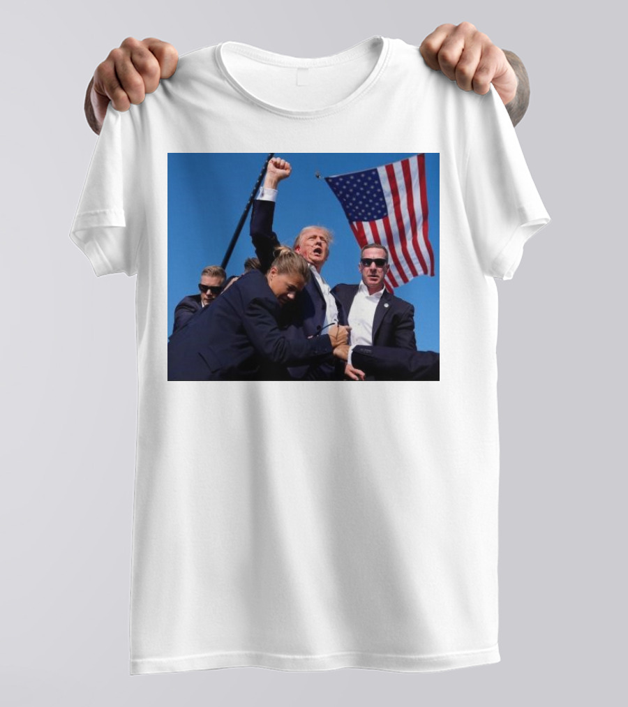 Trump Blood On His Face Fight American Flag Raised Fist T-Shirt