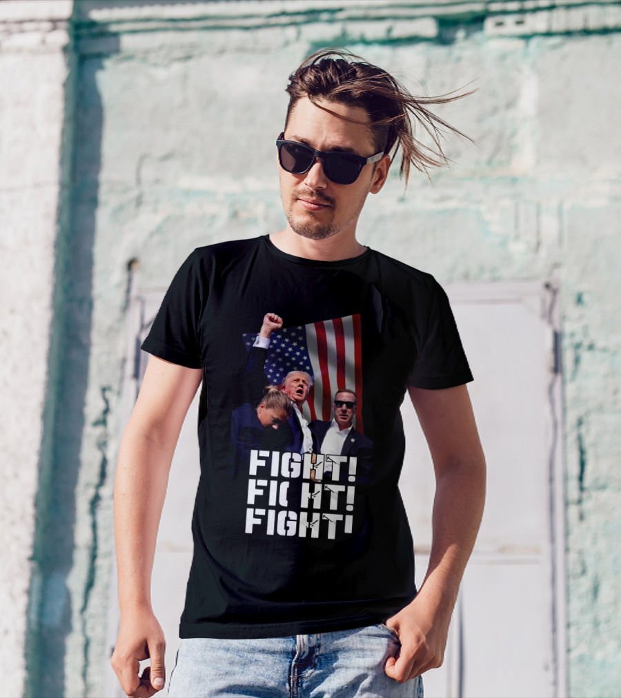 Trump Fight Fight Fight With American Flag Background T-Shirt