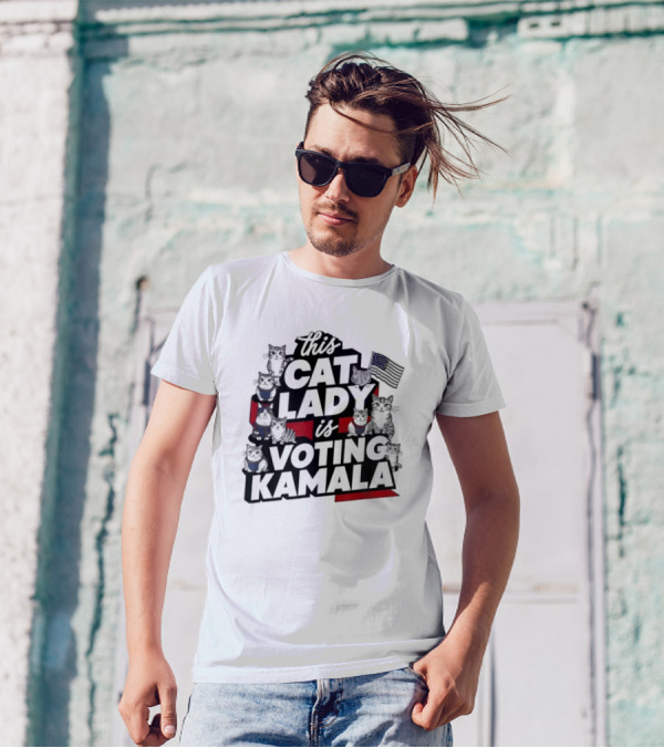 This Cat Lady Is Voting Kamala Cats With USA Flag T-Shirt