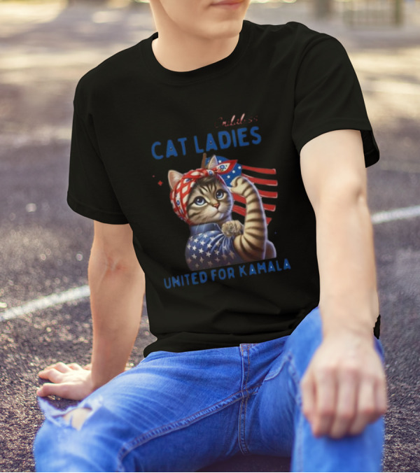 Childless Cat Ladies United For Kamala Election 2024 Rosie The Riveter Cat T-Shirt