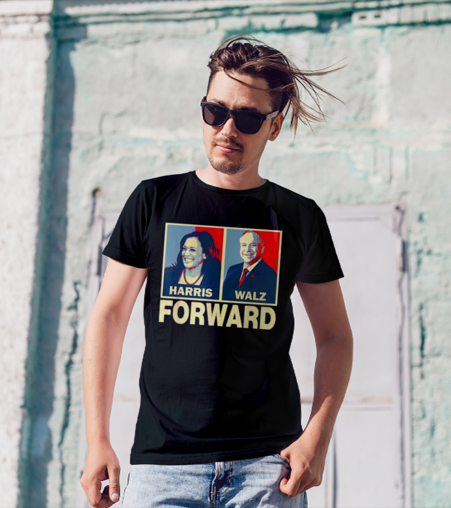Harris Walz Forward Election Campaign Portraits T-Shirt