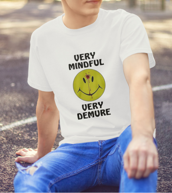 Very Mindful Very Demure Bloodied Smiley Face Icon T-Shirt
