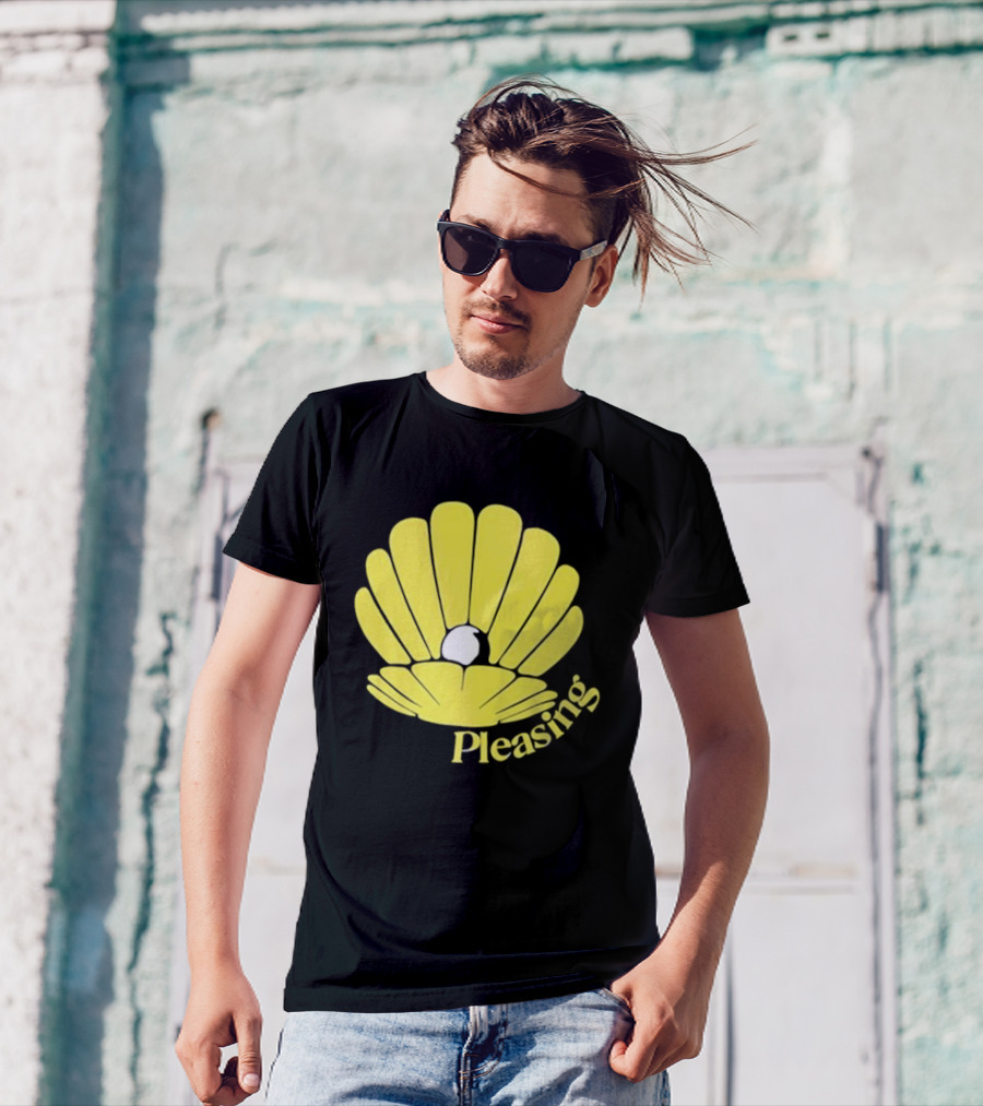 Pleasing Clam Yellow Shell With Pearl T-Shirt