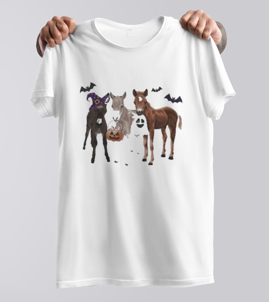 Katie Van Slyke Halloween 2024 Horses Bats Pumpkin Hat T-Shirt