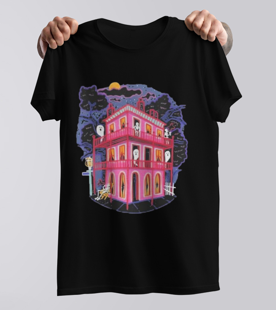 Haunted House With Ghosts On Halloween Night In New Orleans T-Shirt
