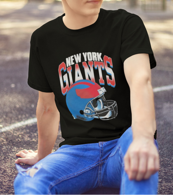 NEW YORK GIANTS GRADIENT HELMET BLUE RED T-Shirt
