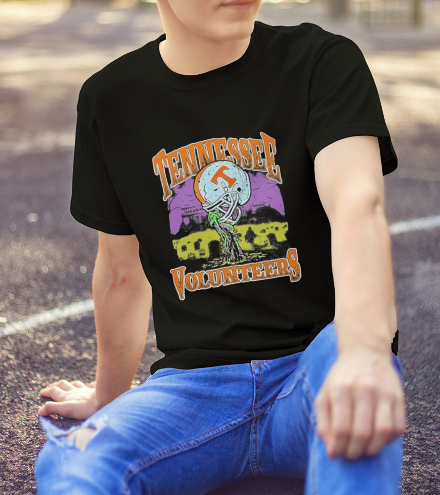 Tennessee Volunteers Halloween 2024 Haunted Football Helmet T-Shirt