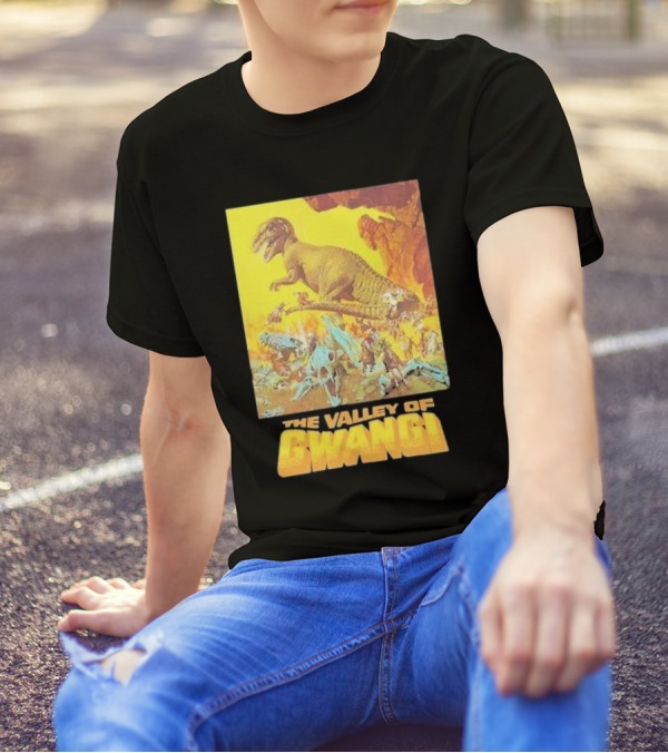 The Valley Of Gwangi Dinosaur Adventure Scene T-Shirt