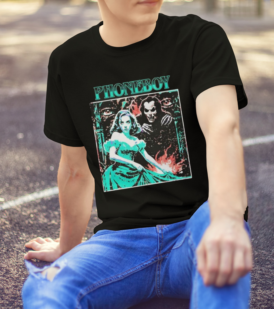 PHONEBOY A Night Of Ultimate Horror Vintage Gothic Horror Aesthetic T-Shirt