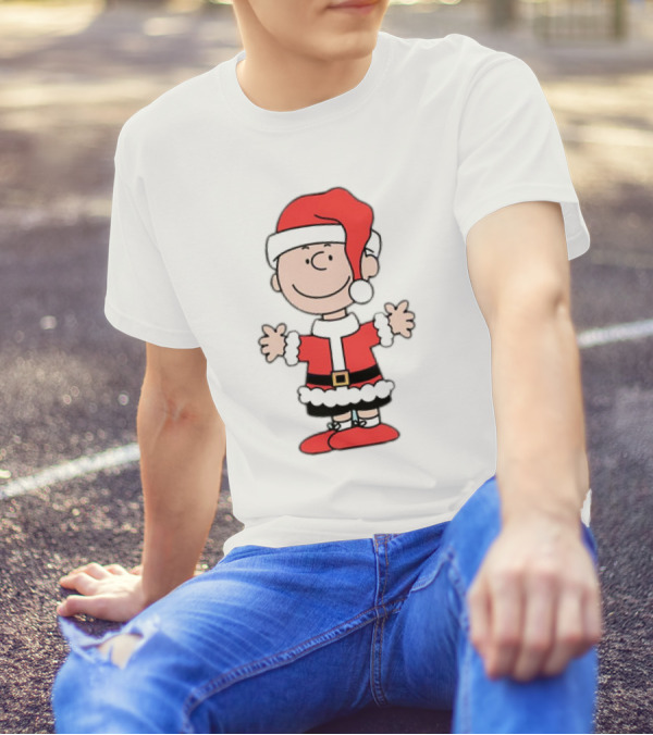 Charlie Brown Peanuts Christmas Santa Hat Holiday T-Shirt