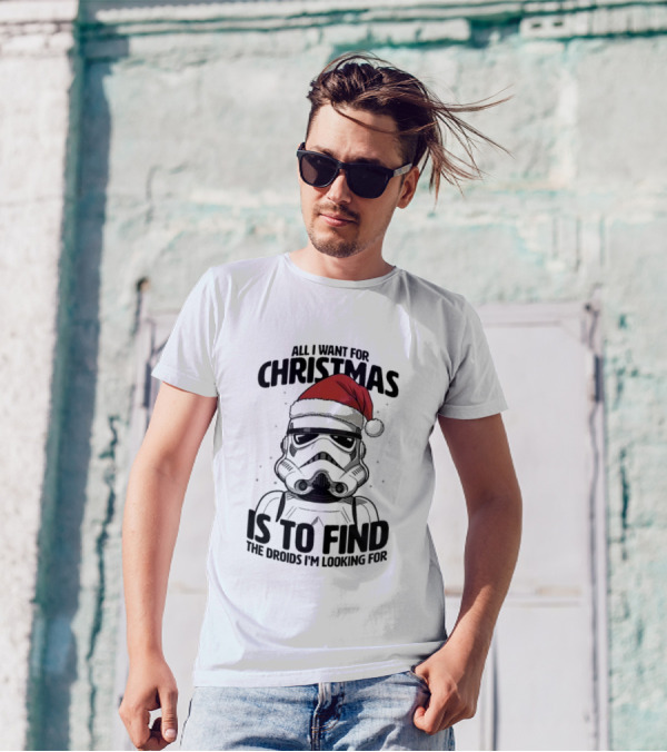 All I Want For Christmas Is To Find The Droids I’m Looking For Stormtrooper Santa Hat T-Shirt