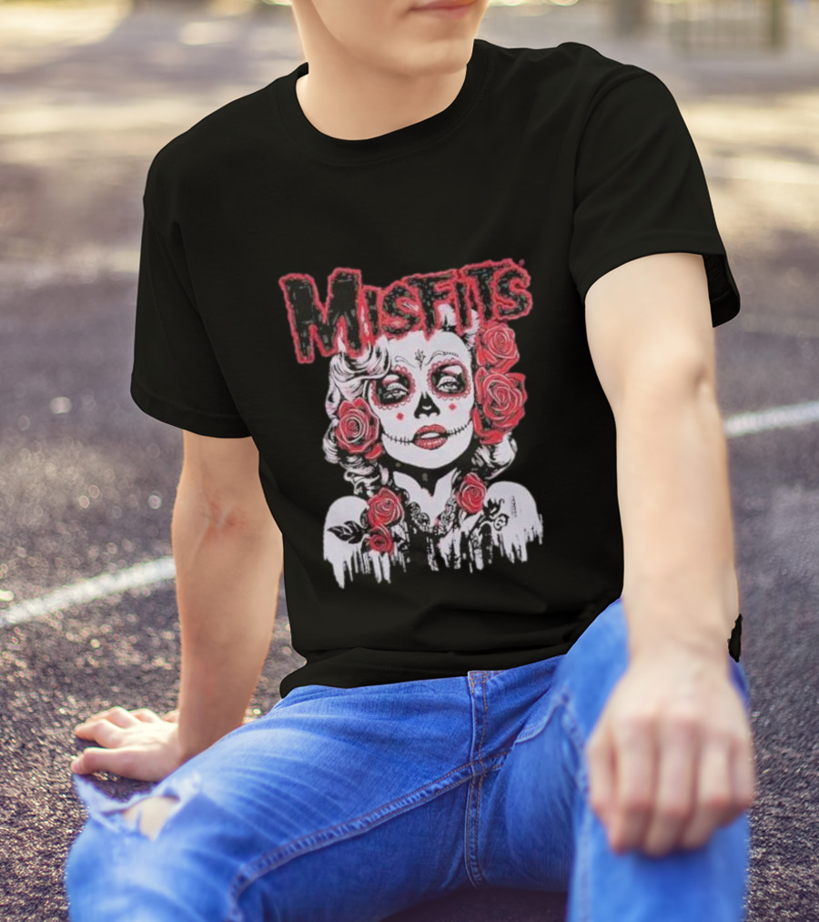 Misfits Dia De Los Muertos Iconic Star With Roses T-Shirt