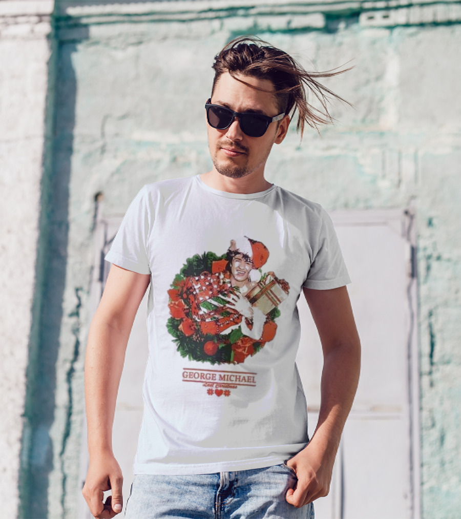 GEORGE MICHAEL LAST CHRISTMAS SANTA HAT WREATH T-Shirt