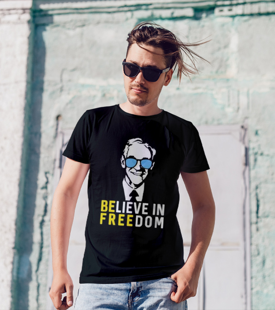 Ron Paul Believe In Freedom Libertarian BE FREE Portrait With Blue Sunglasses T-Shirt