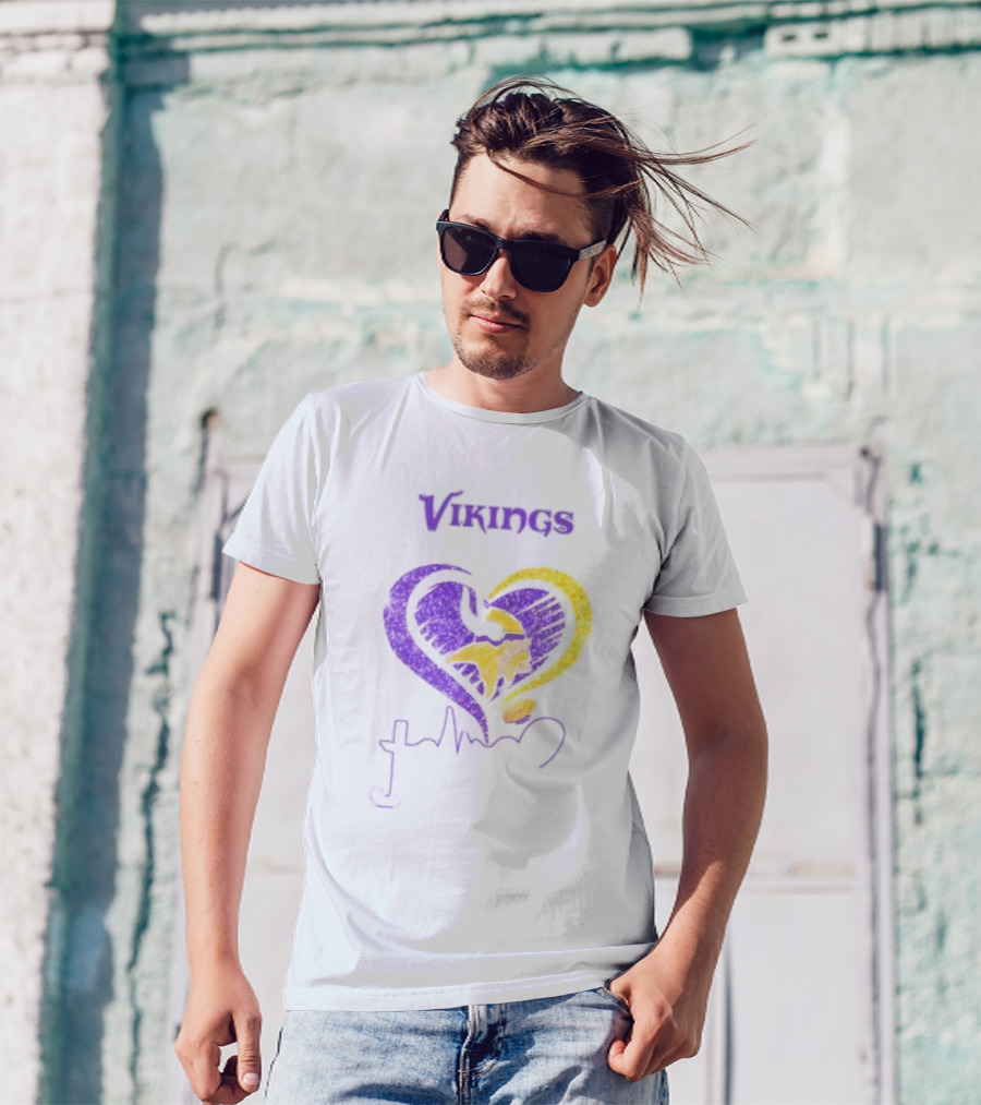 Vikings Heart Jesus Purple And Gold Minnesota T-Shirt