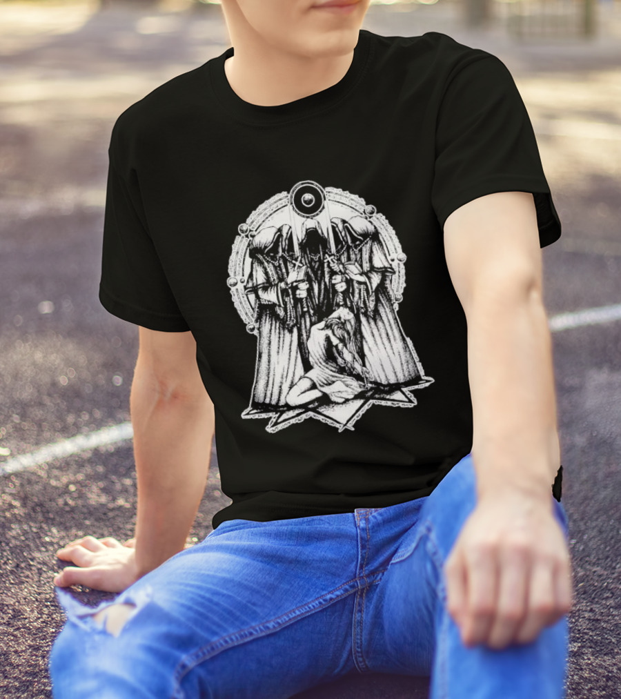 Occult Rituals Pagan Gothic Witchcraft Hooded Figures And Ritual Circle T-Shirt