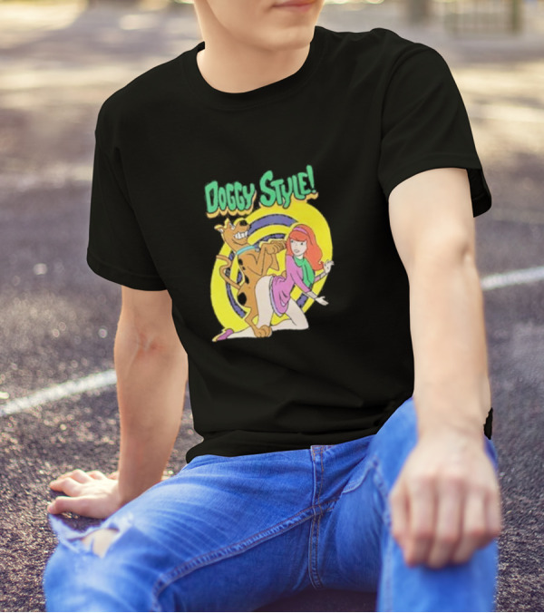 Scooby-Doo Doggy Style Daphne T-Shirt