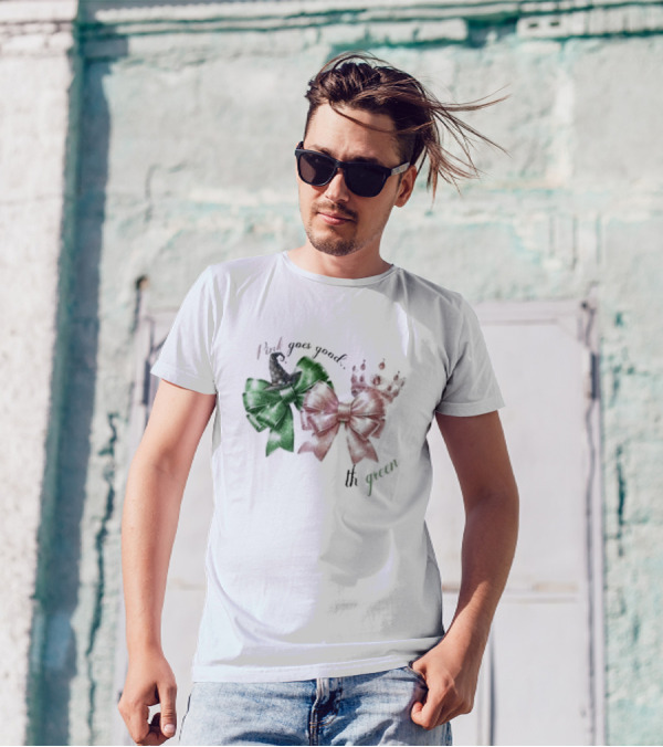 Wicked Pink Goes Good With Green Bows Crown Hat T-Shirt