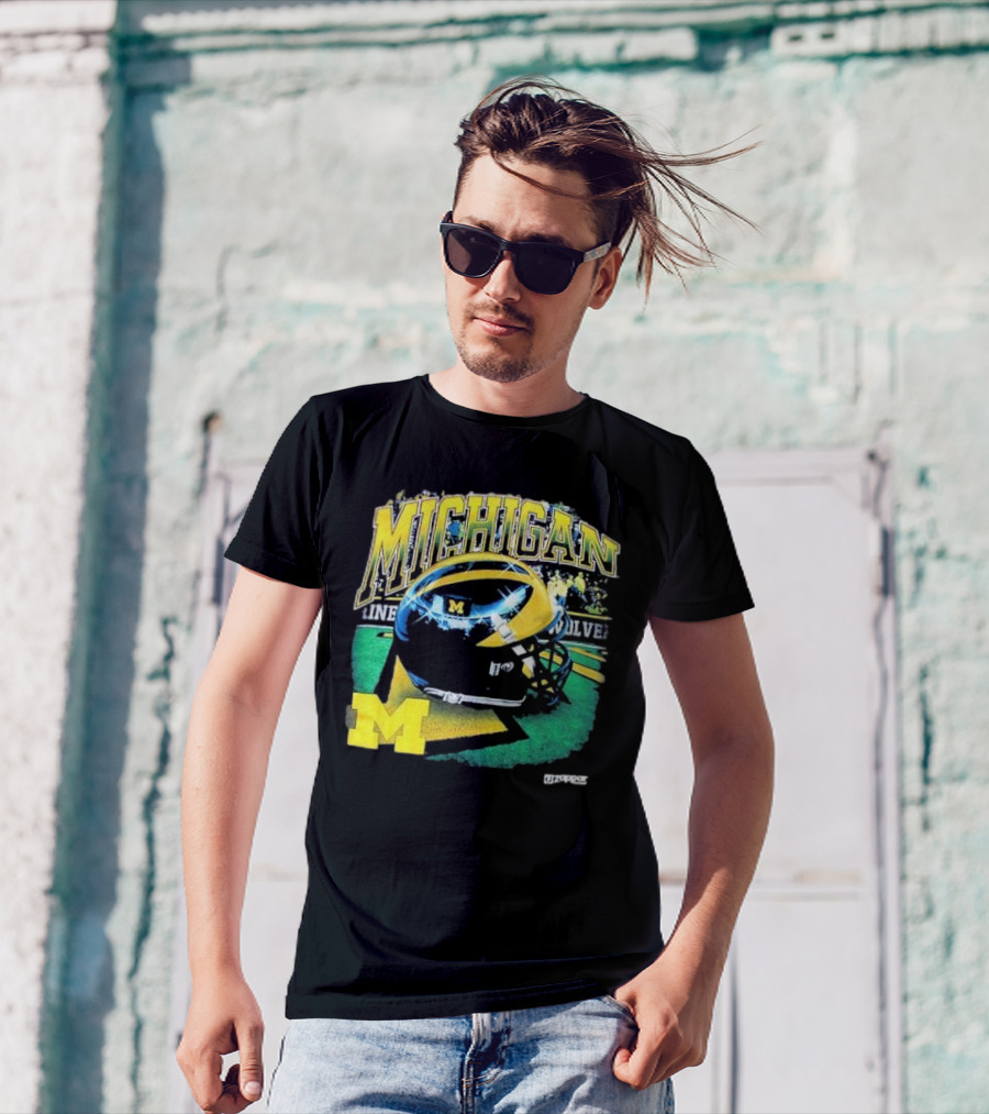 Michigan Wolverines Vintage Arch Shiny Football Helmet NCAA T-Shirt