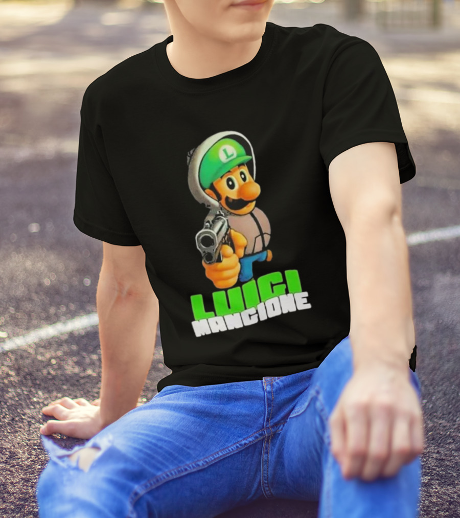 Luigi Mangione Luigi With Gun Iconic Image T-Shirt