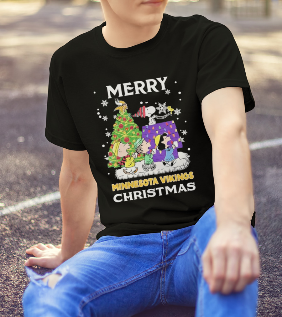 Merry Minnesota Vikings Christmas Snoopy Team Celebration T-Shirt