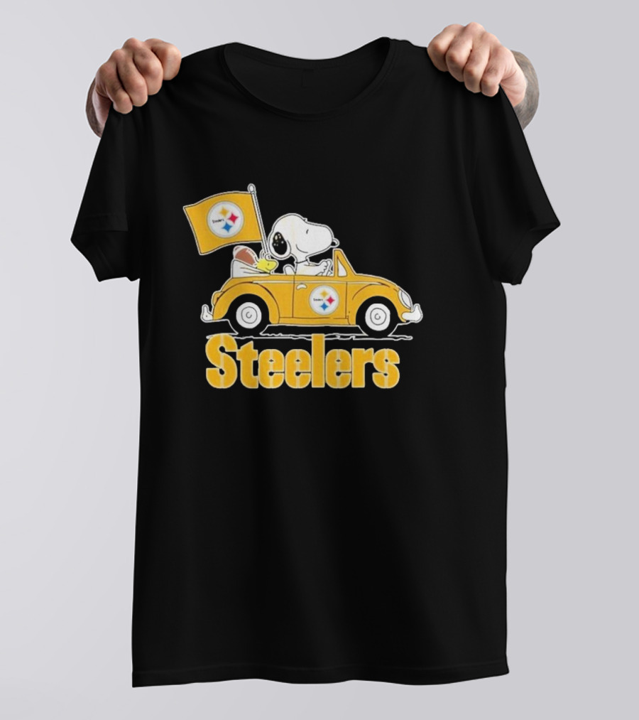 Steelers Snoopy Driving Car With Pittsburgh Flag T-Shirt