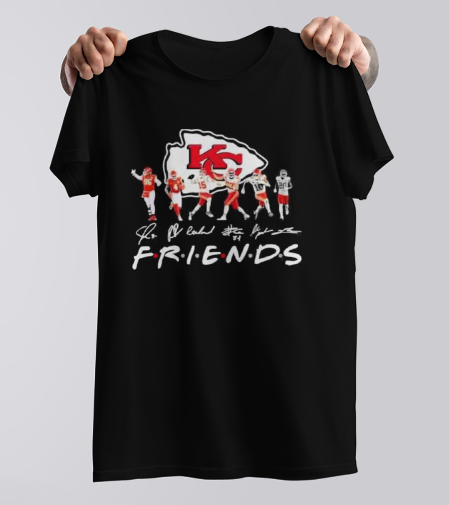 Chris Jones Patrick Mahomes Travis Kelce Friends Kansas City Chiefs Football KC Signatures T-Shirt
