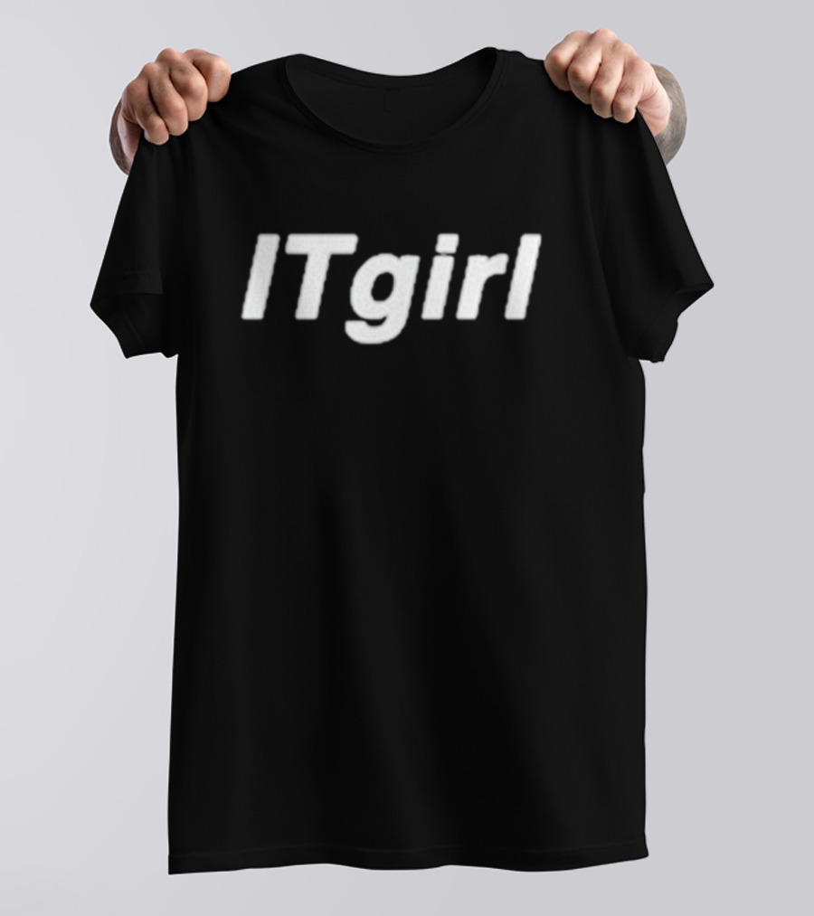 IT Girl Jade Fashion Trend T-Shirt
