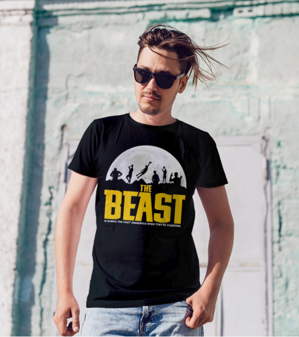 The Beast Is Always The Most Dangerous When They're Vulnerable Silhouettes Moon Scene T-Shirt