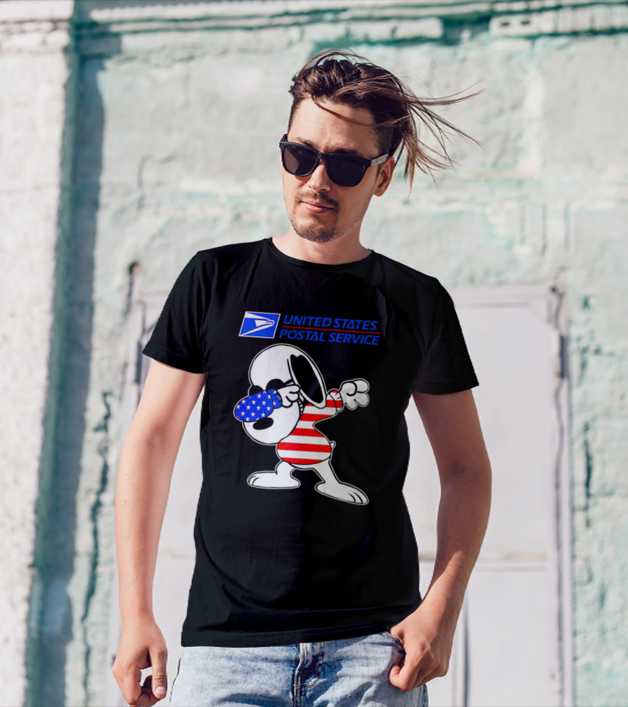 USPS United States Postal Service Snoopy Dabbing American Flag T-Shirt