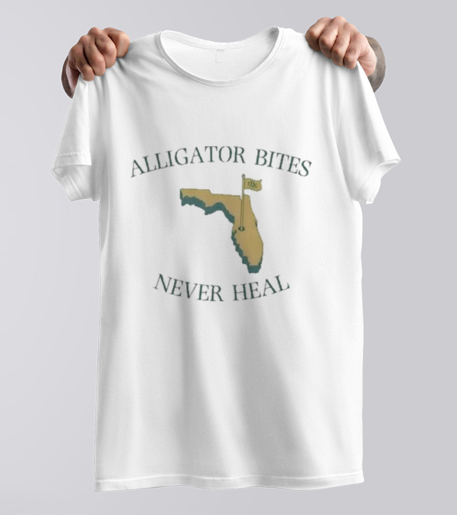 ALLIGATOR BITES NEVER HEAL FLORIDA MAP FLAG T-Shirt