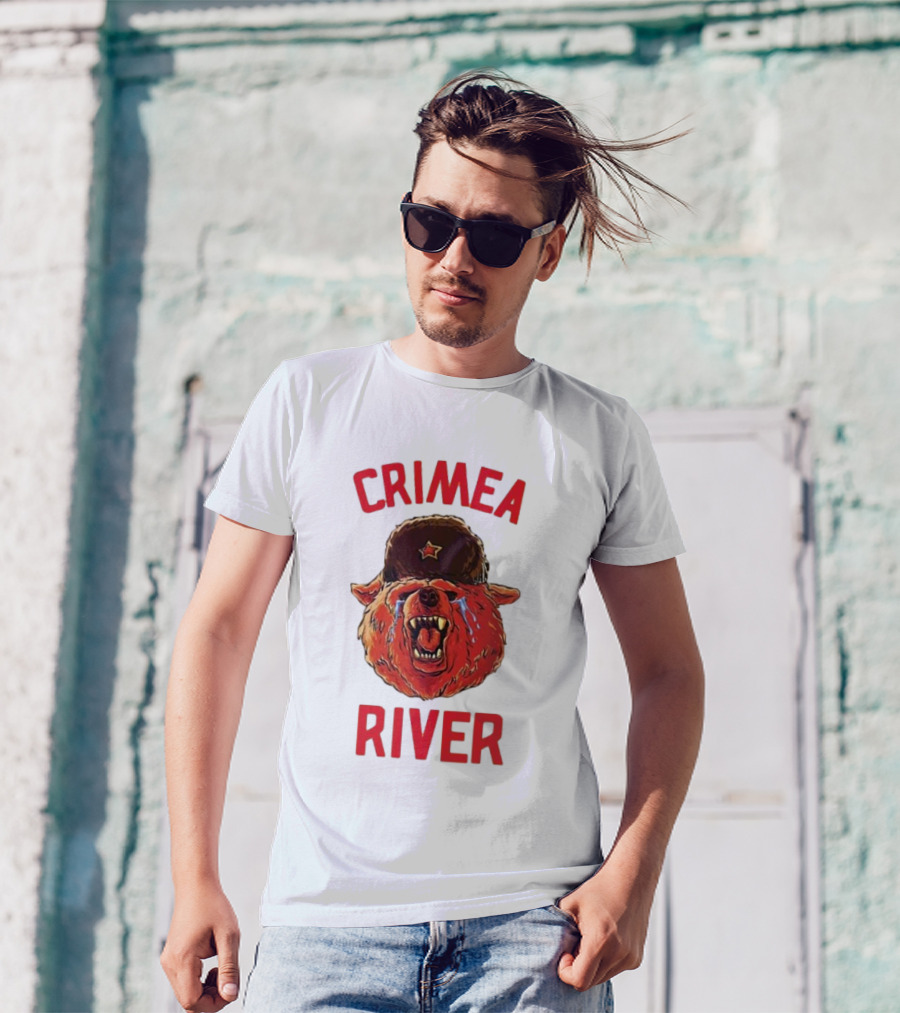 Crimea River Bear In Soviet Hat Crying Russia T-Shirt