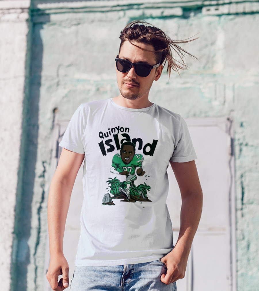 Quinyon Island Eagle 27 Football Player Running With Palm Trees And Rocks T-Shirt