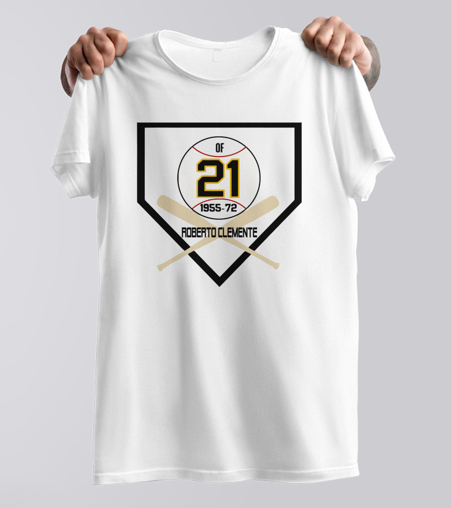 Roberto Clemente Number 21 OF 1955-72 Home Plate With Crossed Bats T-Shirt